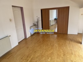 casa-de-vanzare-in-cetate-alba-iulia-cu-teren-aferent-500-mp-3