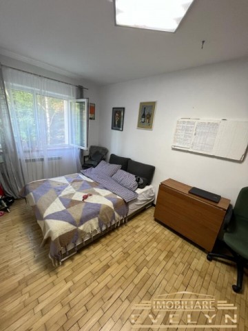 apartament-2-camere-decomandat-zona-ultracentrala-pret-71000-euro-1