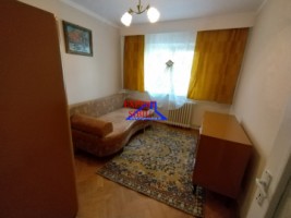 inchiriez-apartament-3-camere-decomandat-zona-centrala-4