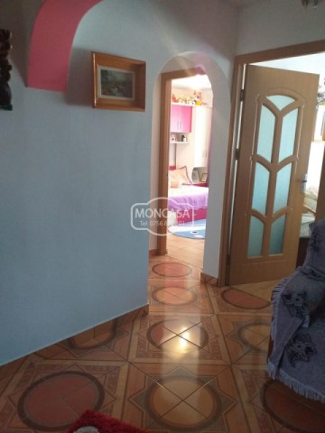 apartament-3-camere-zona-imparat-traian-ocazii-saveni-etaj-4-cu-sarpanta