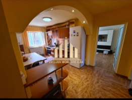 apartament-cu-4-camere-decomandate-cetate-1