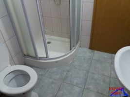 inchiriez-apartament-2-camere-la-mansarda-zona-turnisor-5