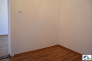 sinaia-apartament-cu-trei-camere-in-vila-12