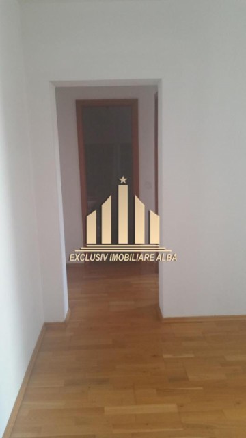 apartament-3-camere-in-bloc-nou-piata-cetate-1