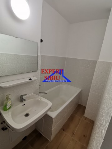 inchiriez-apartament-2-camere-decomandatrenovatzona-mihai-viteazul-7