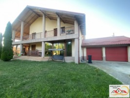 vila-exclusivista-5-camere-teren-2000-mp-campulung-275000-euro-1