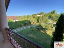 vila-exclusivista-5-camere-teren-2000-mp-campulung-275000-euro-5