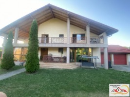 vila-exclusivista-5-camere-teren-2000-mp-campulung-275000-euro-36