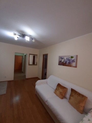 apartament-3-camere-zona-primaverii-et-2-1