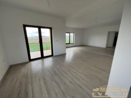 casa-de-vanzare-140-mp-teren-600-mp-zona-curtesti-baiceni-pret-89000-euro