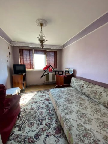 apartament-3-camere-decomandat-72mp-tatarasi-piata-chirila