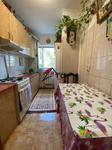 apartament-3-camere-etaj-intermediar-dacia-3