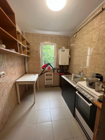 apartament-cu-2-camere-etajul-2-podu-ros-primaverii
