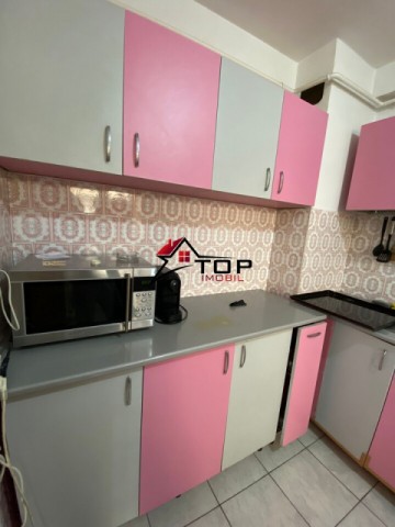 inchiriere-apartament-cu-3-camera-palas-7