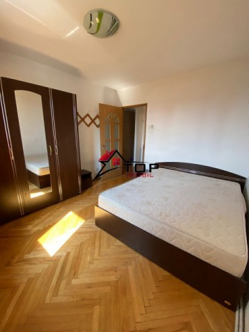 inchiriere-apartament-cu-3-camera-palas-10