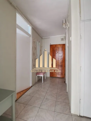 apartament-cu-3-camere-decomandate-ampoi-3-3