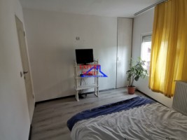 inchiriez-apartament-3-camere-decomandate-la-casa-zona-terezian-4