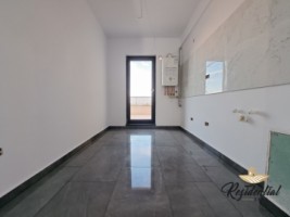 de-vanzare-apartament-deosebit-galata-iasi-1-camera-6040-mp-tip-penthouse-5