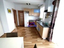 inchiriez-apartament-2-camererecent-renovat-zona-selimbar-3