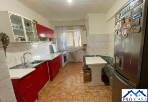 apartament-3-camere-decomandat-in-ampoi-2