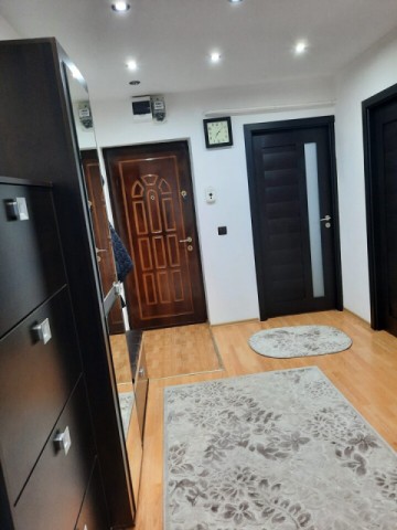 apartament-3-camere-de-vanzare-zona-imparat-traianscoala-11-4