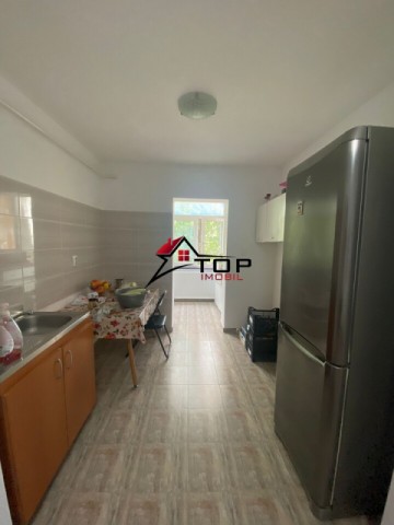 inchiriere-apartament-cu-3-camere-decomandat-alexandru-cel-bun-8