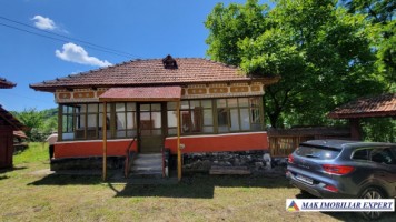 casa-veche-3-camere-teren-1168-mp-in-poienarii-de-muscel-arges