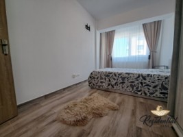 de-vanzare-apartament-2-camere-mobilat-complet-galata-bloc-2017-liber-12