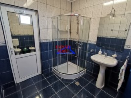 inchiriez-ap3-camere-la-casa-spatiosrenovat-zona-terezian-14