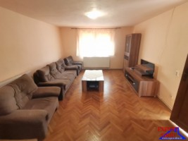 inchiriez-casa-3-camere-singur-in-curte-zona-selimbar