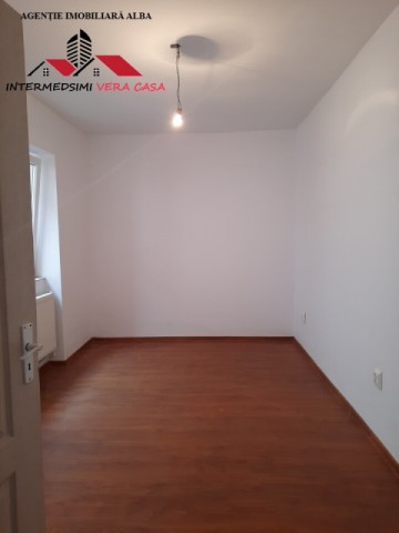 oferta-casa-cu-3-camere-63-mp-de-vanzare-sebes-zona-centru-13