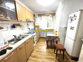 ocazie-apartament-cu-2-camere-de-vanzare-in-alba-iulia-cartier-cetate-bulevard-etaj-1-5