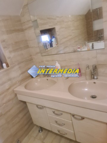 casa-de-vanzare-in-alba-iulia-finisata-complet-cu-toate-utilitatile-3