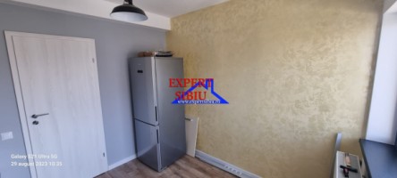 inchiriez-apartament-2-camere-decomandatrenovatzona-selimbar-6