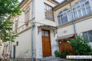 dublura-apartament-2-camere-la-casa-centru-campulung-1