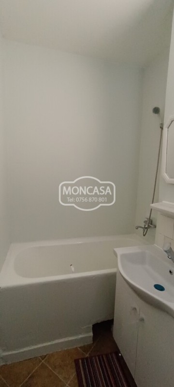 apartament-2-camere-zona-parcul-tineretului-etaj-3-11