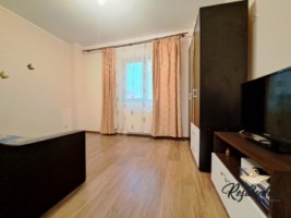 liber-apartament-3-camere-67-mp-de-vanzare-in-iasi-valea-adanca-bloc-2016-credit-bancar-8