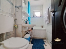 de-vanzare-apartament-4-camere-alexandru-cel-bun-bloc-fara-risc-etaj-2-6