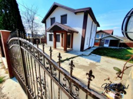 de-vanzare-vila-noua-cu-3-camere-1324-mp-pe-438-mp-teren-barnova-iasi