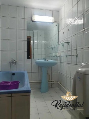 de-inchiriat-apartament-3-camere-decomandat-nicolina-2-amenajat-modest-7