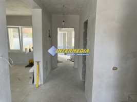 casa-noua-cu-4-camere-de-vanzare-in-cetate-finisata-la-cheie-sau-semifinisata-cu-toate-utilitatile-si-asfalt-20