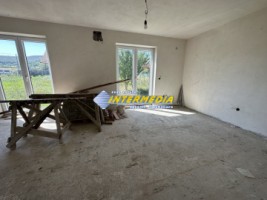 casa-noua-de-vanzare-4-camere-cu-garaj-de-vanzare-in-alba-iulia-teren-450-mp-3