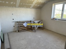 casa-noua-de-vanzare-4-camere-cu-garaj-de-vanzare-in-alba-iulia-teren-450-mp-20