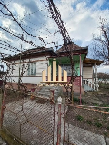 casa-in-apropiere-de-ocna-mures-1