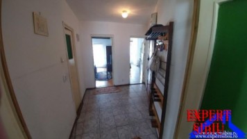 inchiriez-apartament-2-camere-decomandatzona-centrala-6