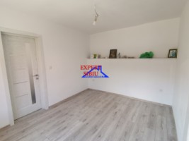 vand-apartament-2-camere-la-casa-decomandat-zona-garii-2