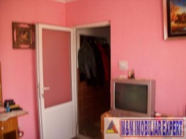 apartament-2-camere-confort-1-etaj-44-in-flamanda-campulung-muscel-arges-liniste-si-confort-la-ultimul-etaj-2
