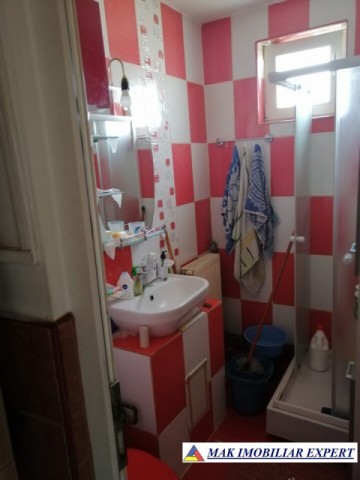 apartament-2-camere-confort-1-etaj-44-in-flamanda-campulung-muscel-arges-liniste-si-confort-la-ultimul-etaj-25