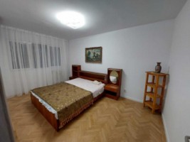 4-camere-apusului-casa-roz-1