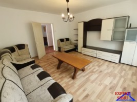 inchiriez-apartament-3-camere-dec-cu-gradinazona-vasile-aaron-1